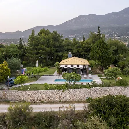 Cornelia By Ionian Sea Hospitality * ترابيزاكي