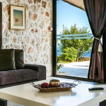 Cornelia By Ionian Sea Hospitality * Trapezaki (Kefalonia)